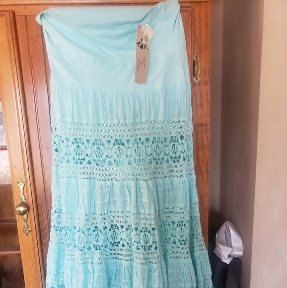 (Now and Then) Crochet Maxi skirt/dress - Picture 4 of 4